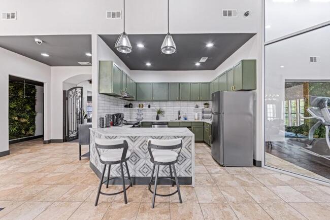 The Landry 174 Spacious And Cozy 2 Bedroom 2bth * Arlington