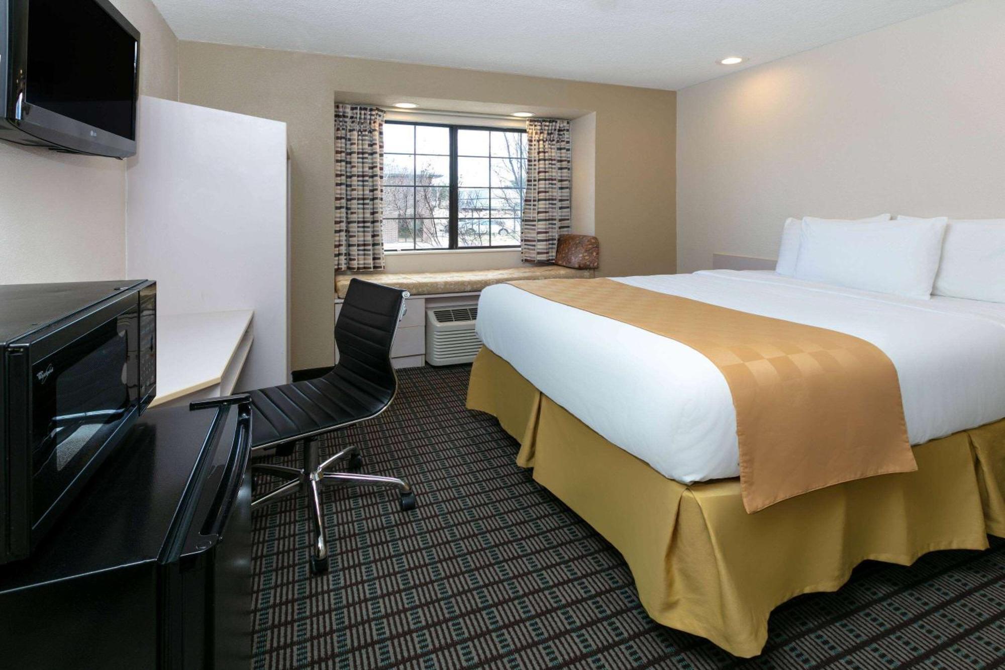 Travelodge By Wyndham Arlington/dallas Area Hotel Arlington