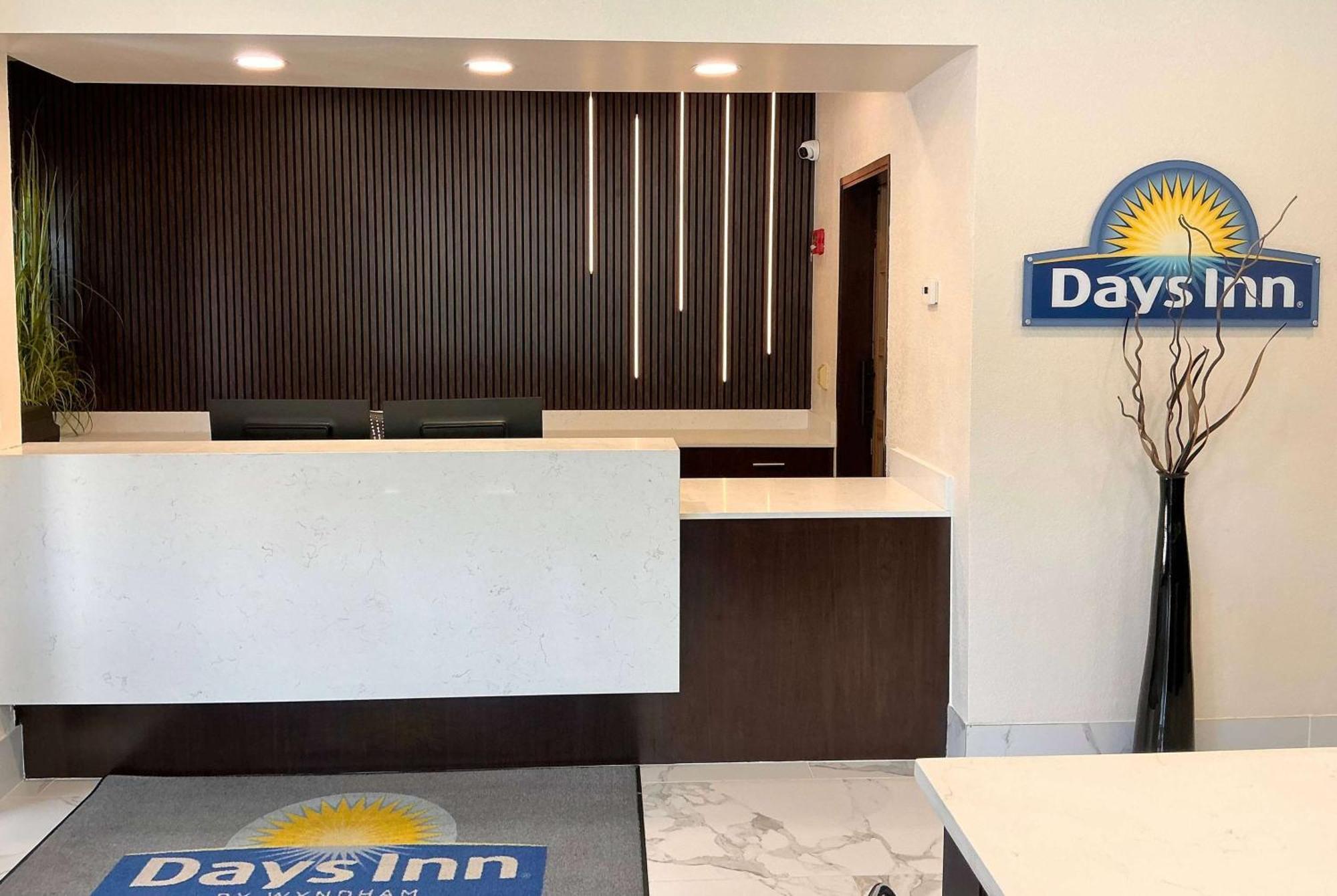 Days By Wyndham Arlington