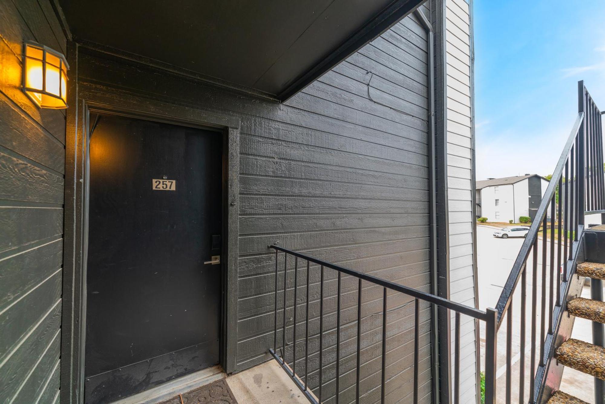 Apartment The Landry 257 Spacious And Cozy 1 Bedroom 1bth