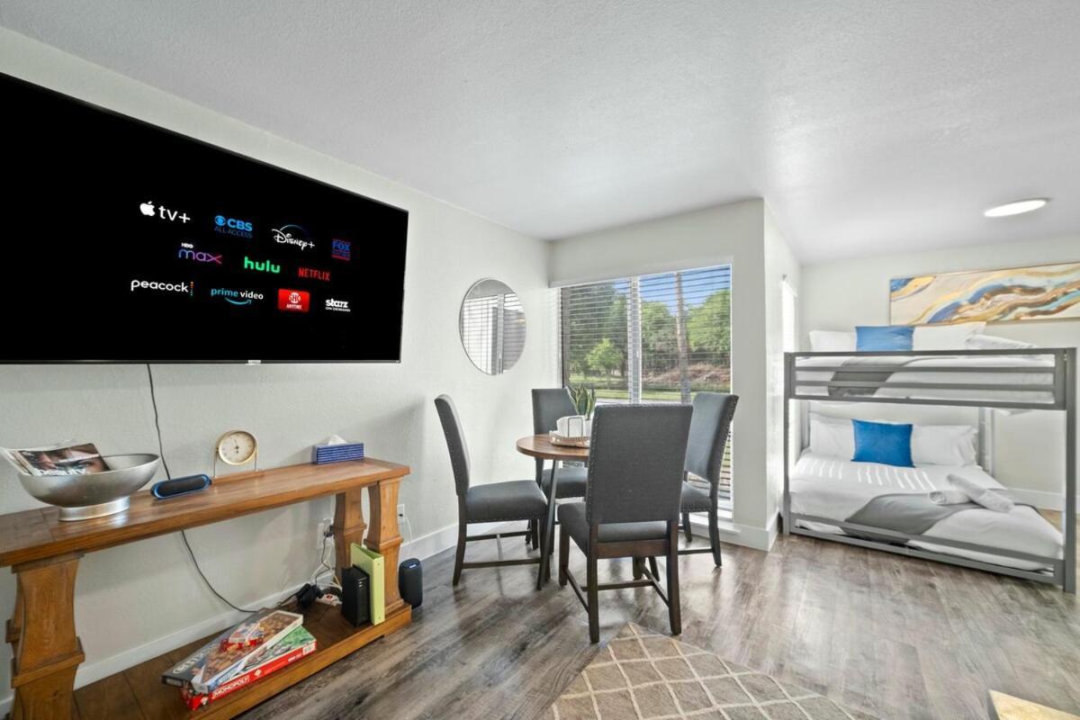 Apartment Two In The Heart Of Arlington! *