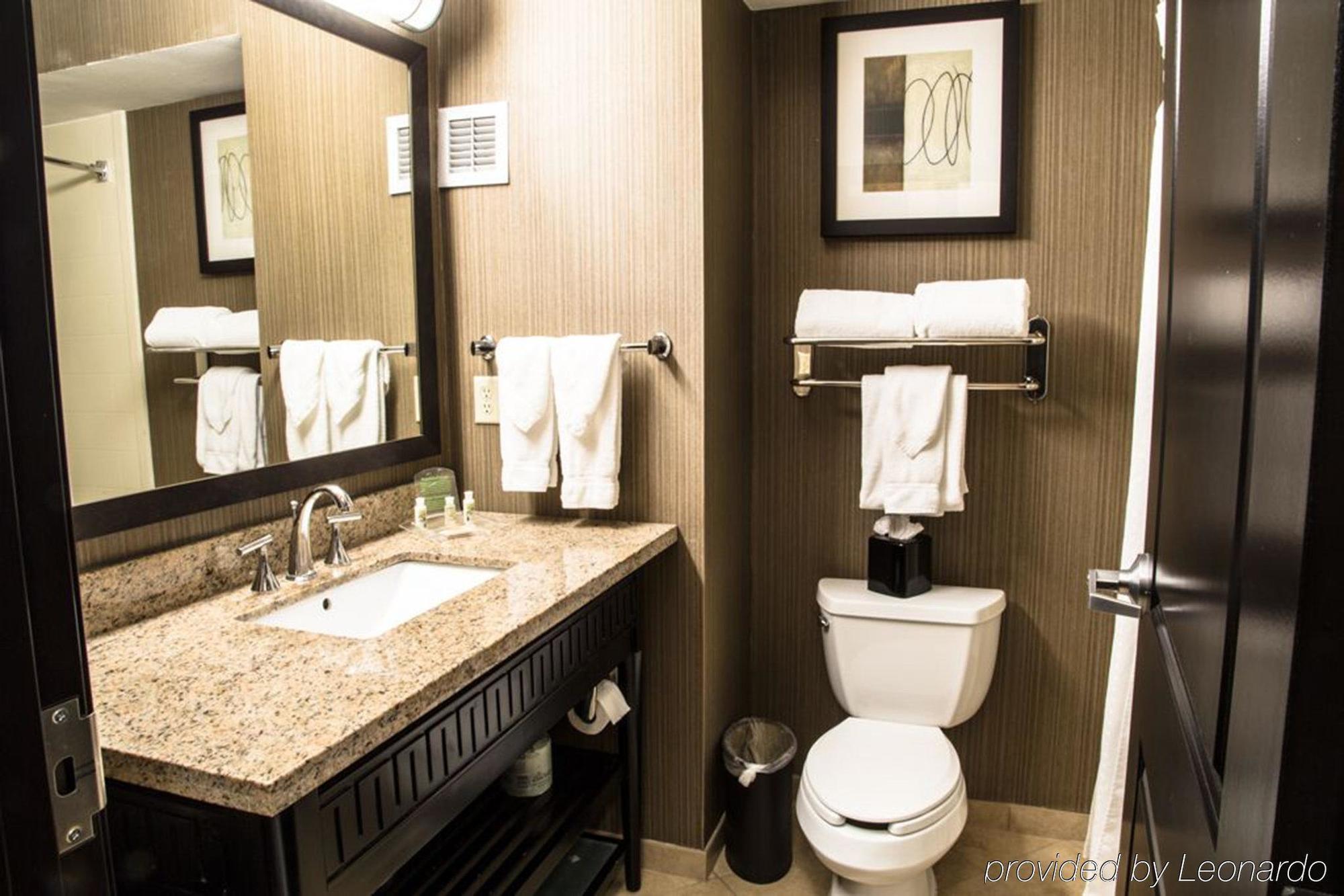 Northeast By Ihg Hotel 3*