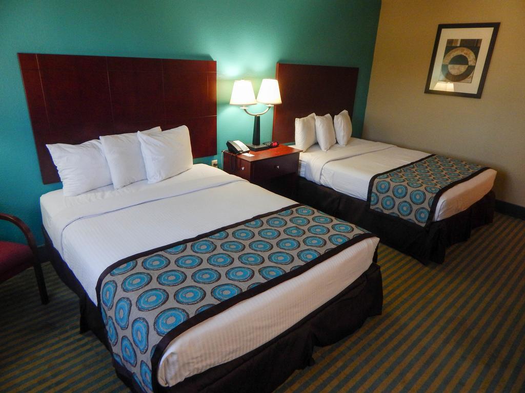 Hotel Howard Johnson By Wyndham Ballpark / Six Flags Arlington