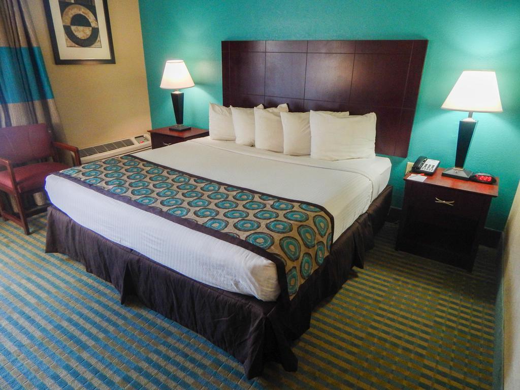 Howard Johnson By Wyndham Ballpark / Six Flags 3* Arlington