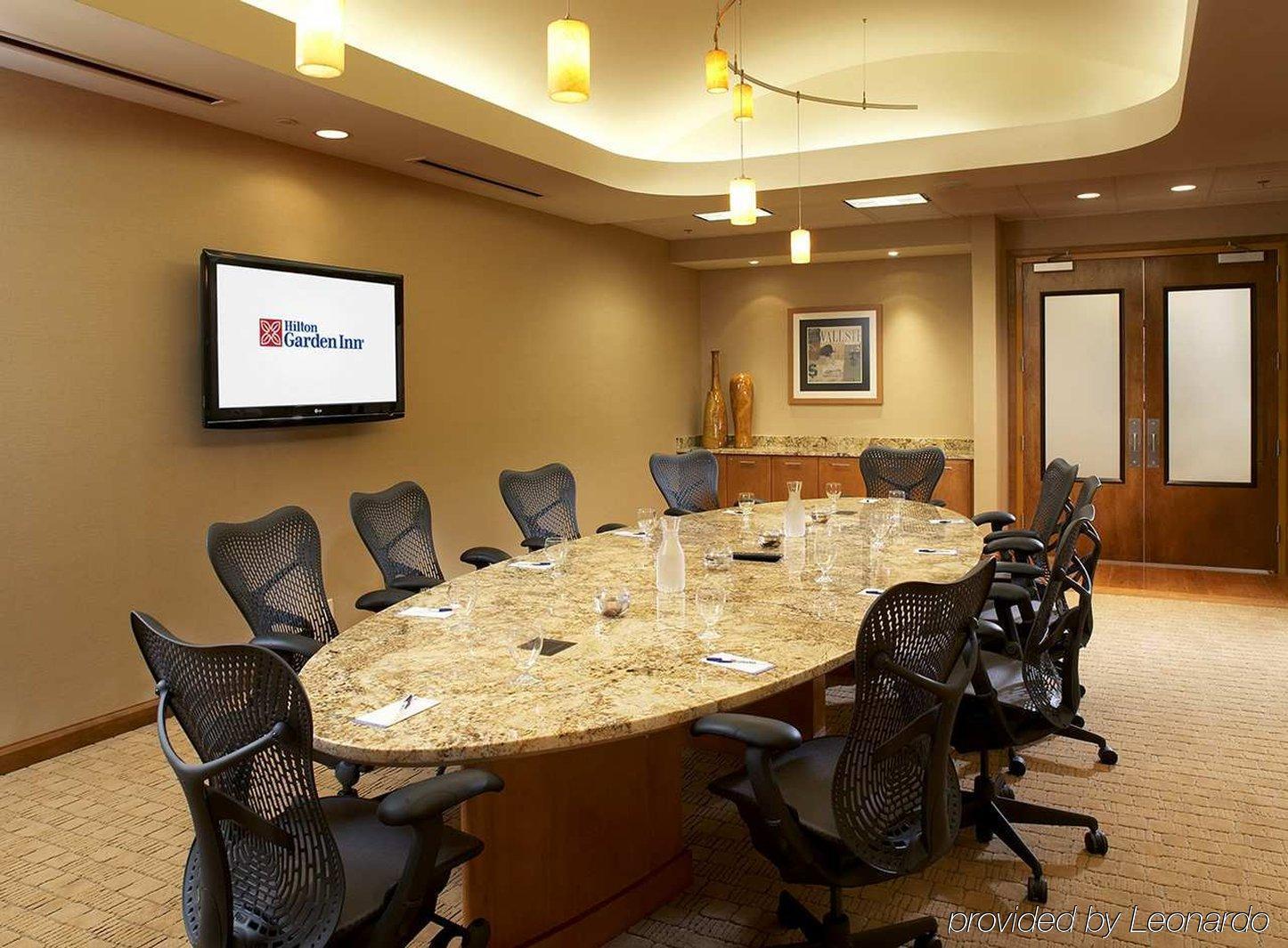 Hilton Garden Dallas 4* Arlington