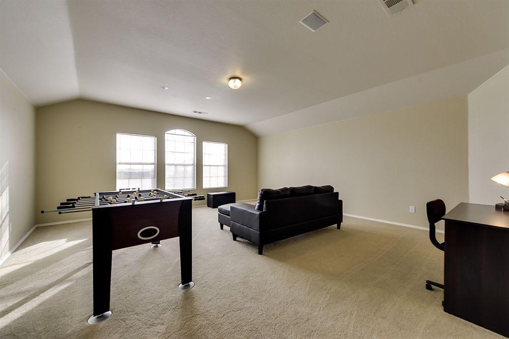 Arlington Villa *