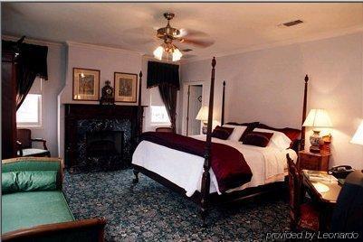 Inn The Sanford House &