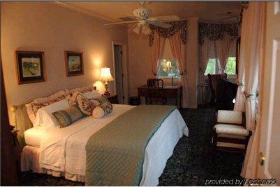 Inn The Sanford House & 4*