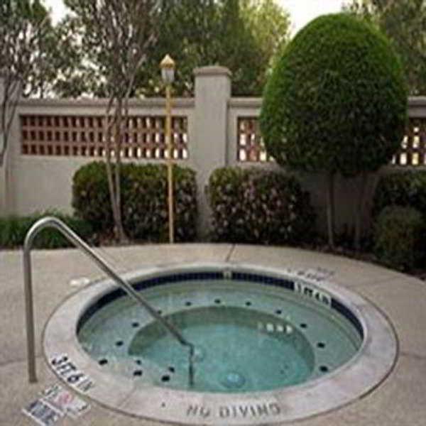 La Quinta By Wyndham Dallas South Hotel Arlington