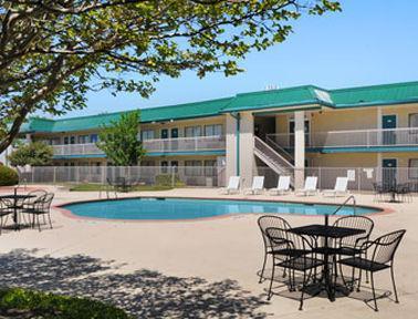 Inn Rodeway Arlington