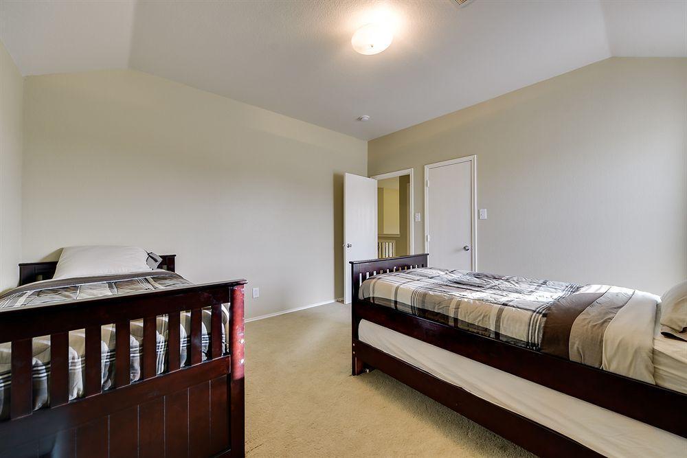 Arlington Villa * Arlington