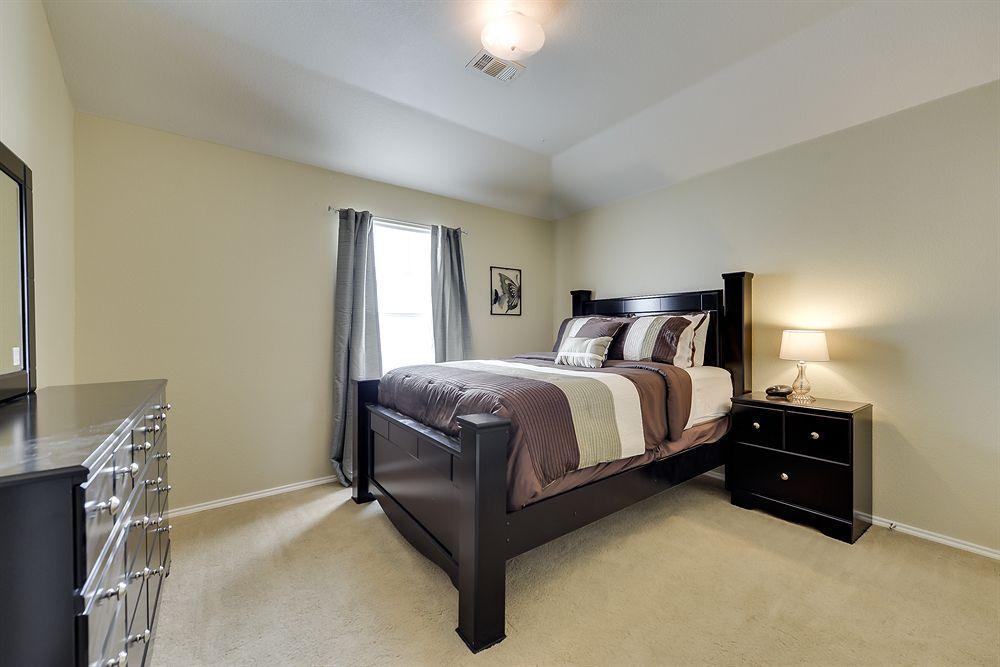Arlington Villa *