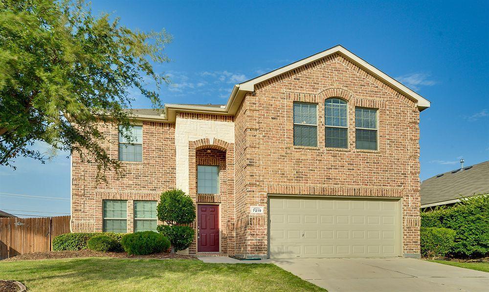 Arlington Villa * Arlington