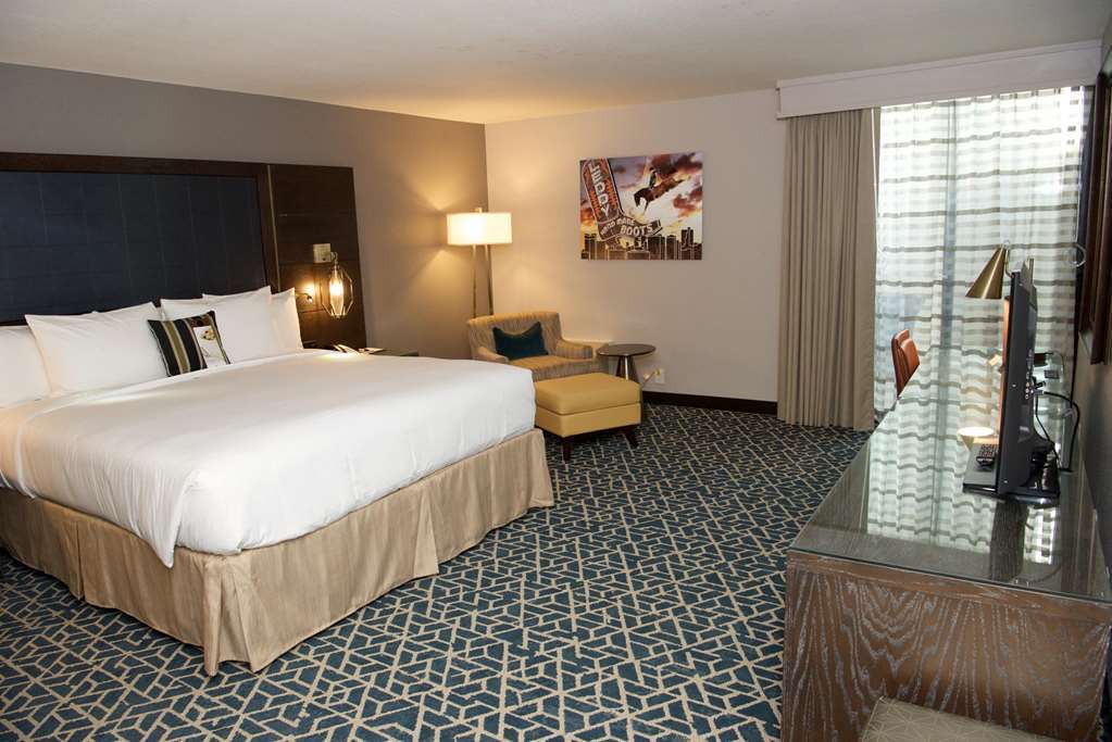 Doubletree By Hilton Dfw South Hotel