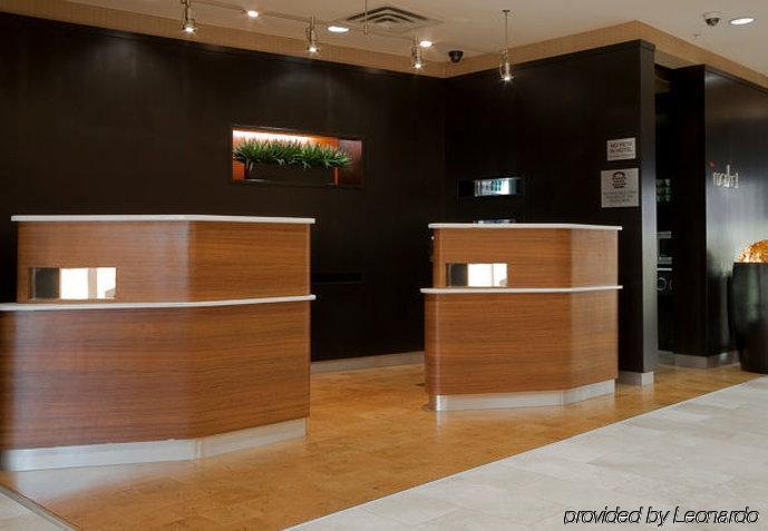 Courtyard By Marriott Dallas South Arlington