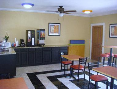 Red Roof - Entertainment District Motel