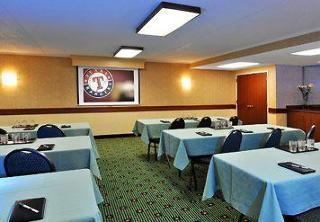 Hotel Courtyard By Marriott Dallas Entertainment District Arlington