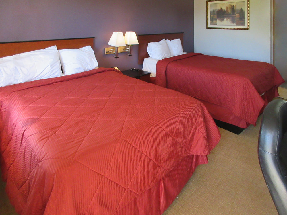 Rodeway Inn 2*