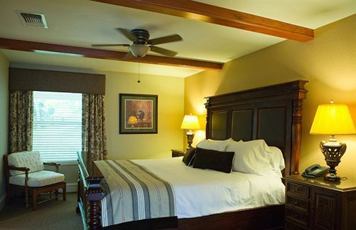 The Sanford House & Inn Arlington