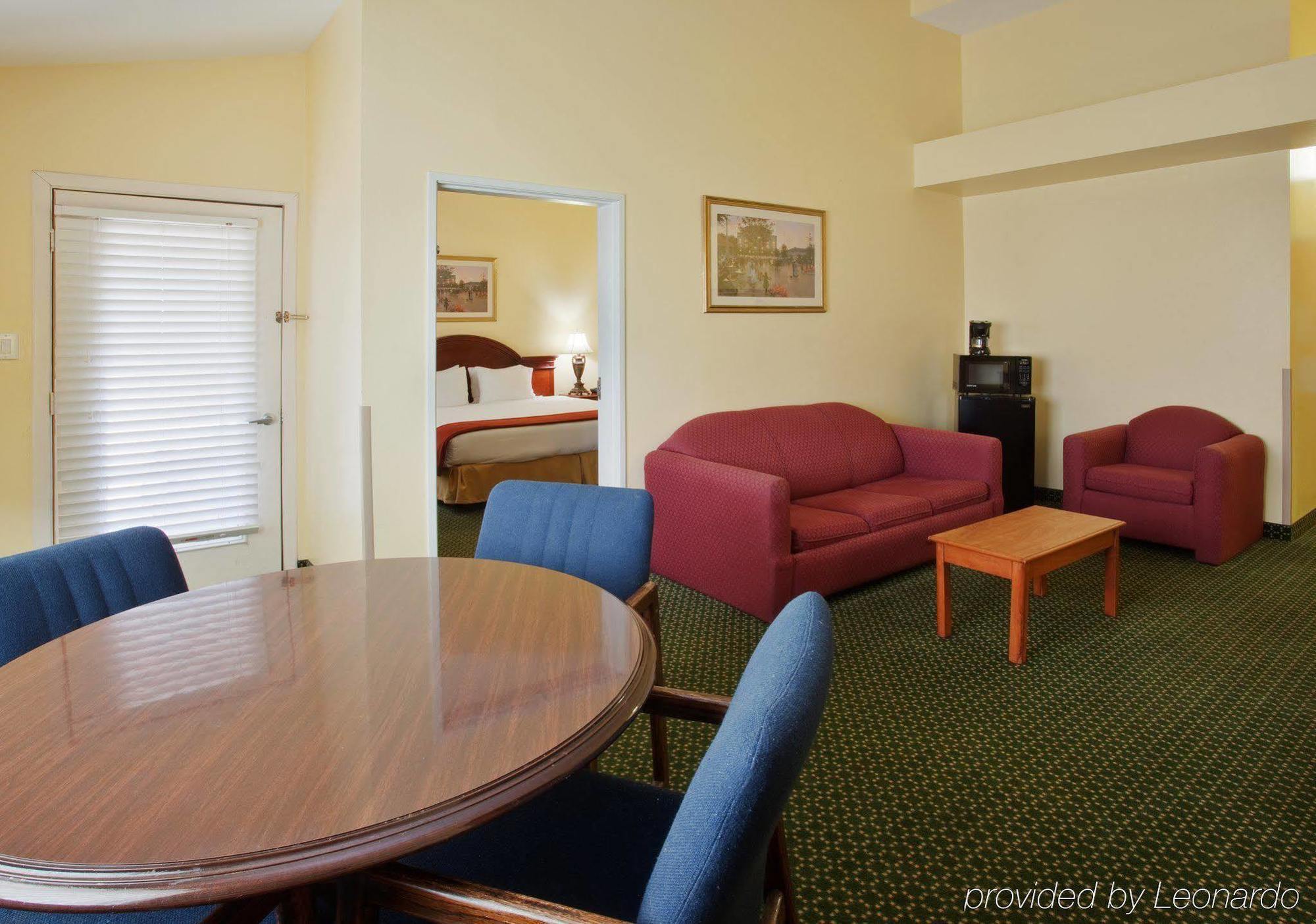Hotel Four Points By Sheraton Dallas Entertainment District Arlington