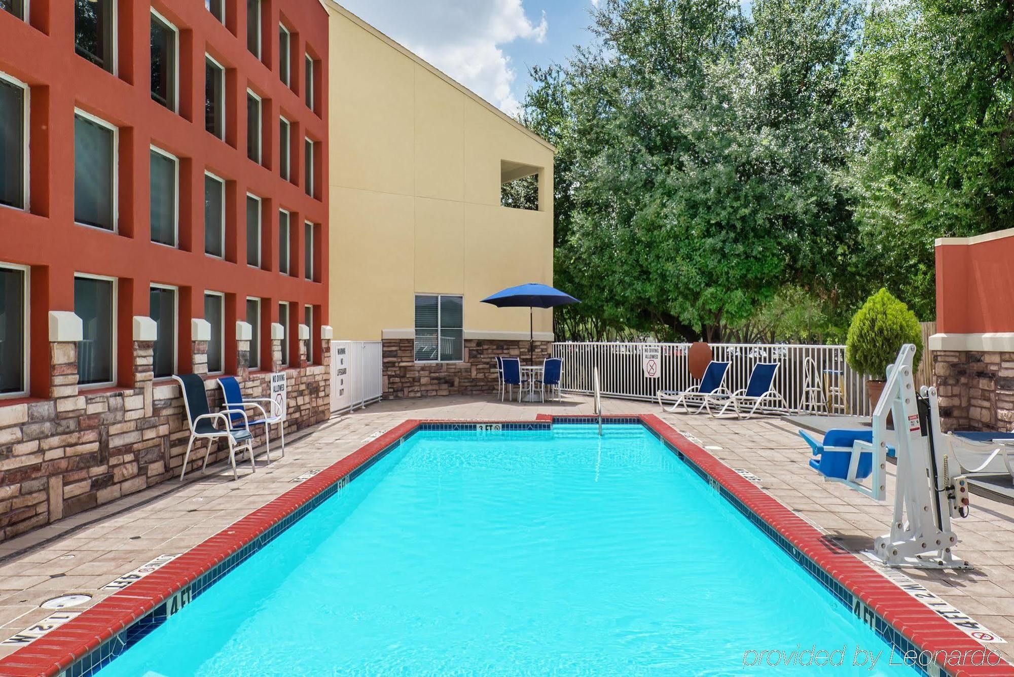 Four Points By Sheraton Dallas Entertainment District 3*