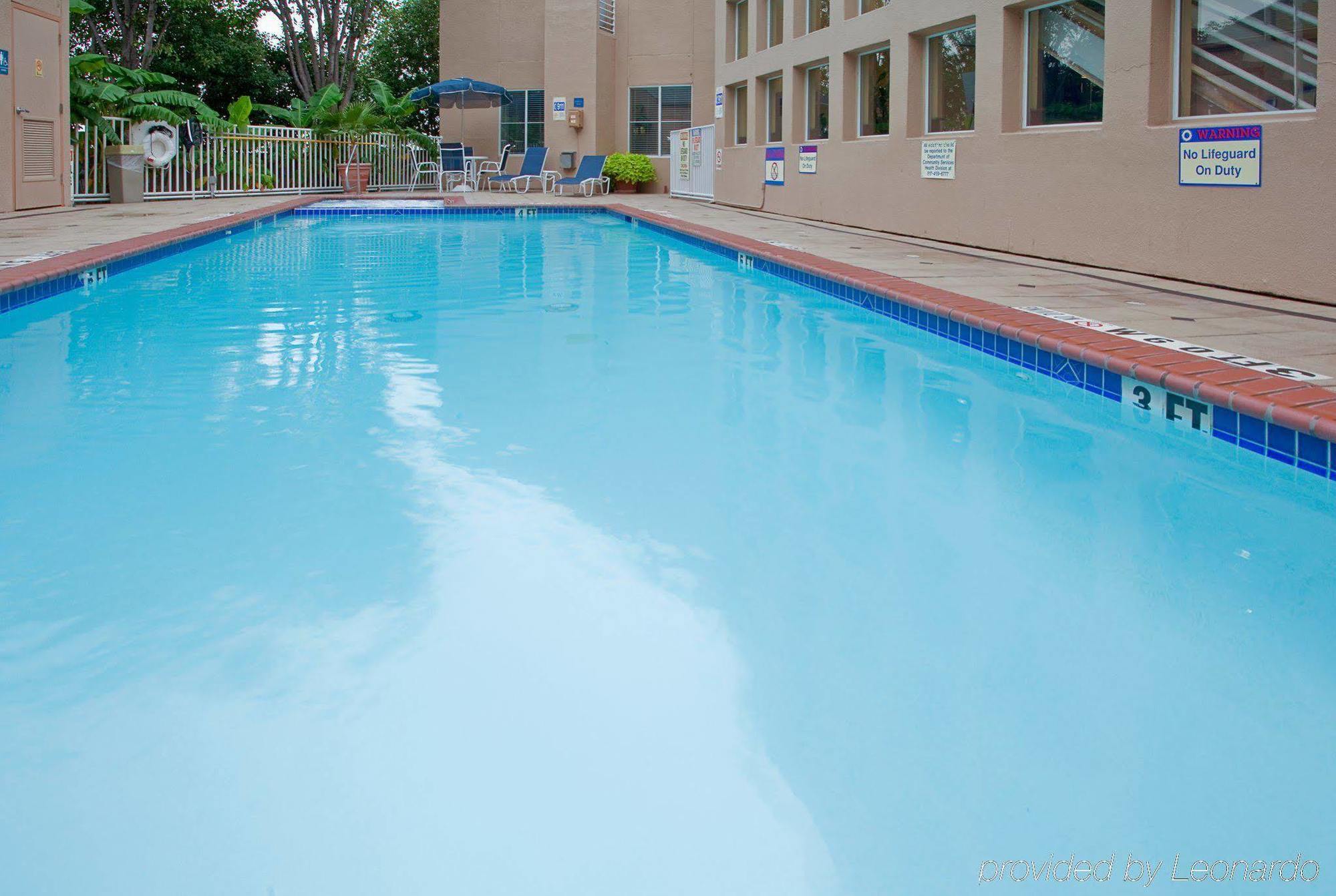 Hotel Four Points By Sheraton Dallas Entertainment District