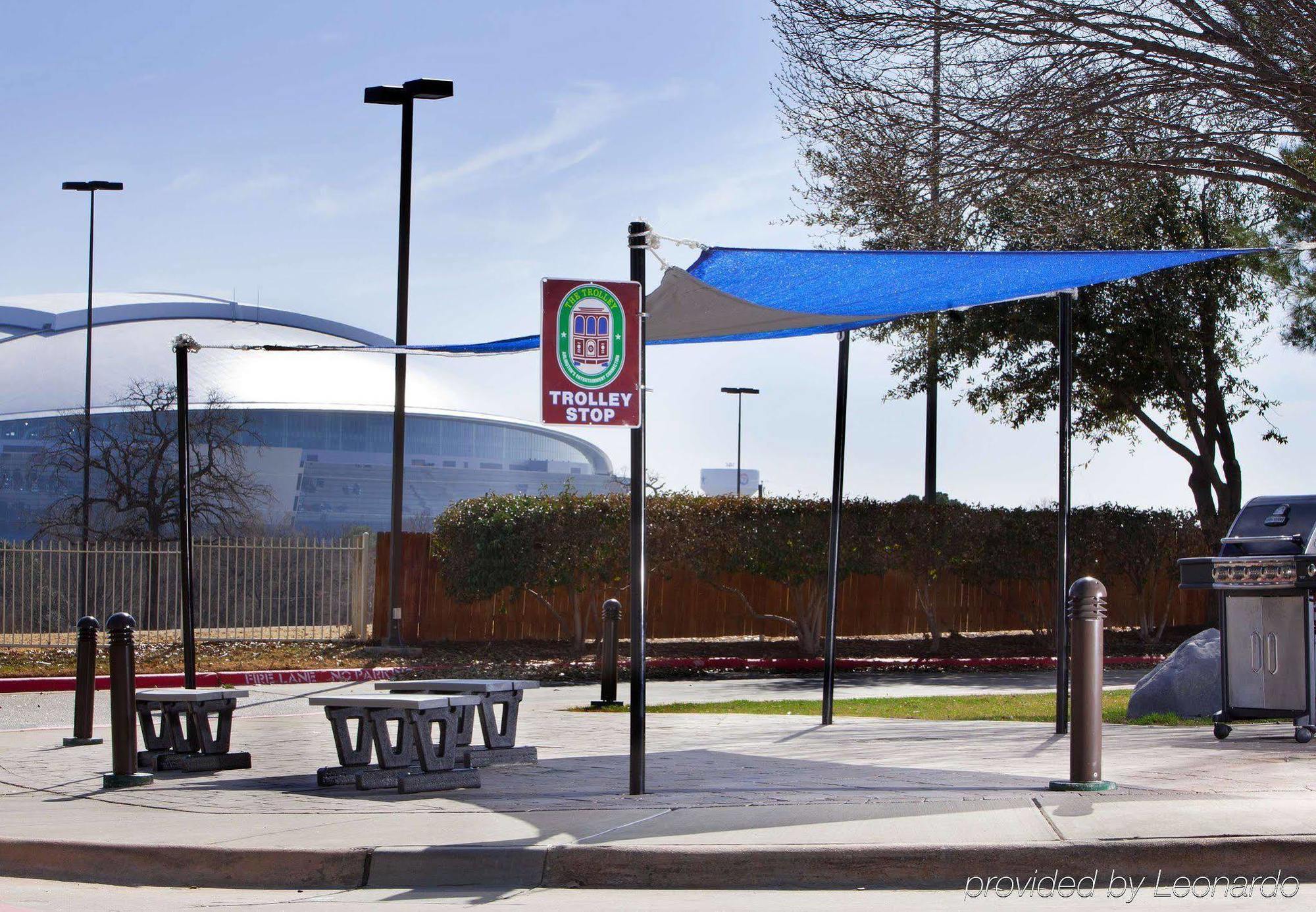 Hotel Courtyard By Marriott Dallas Entertainment District 3*