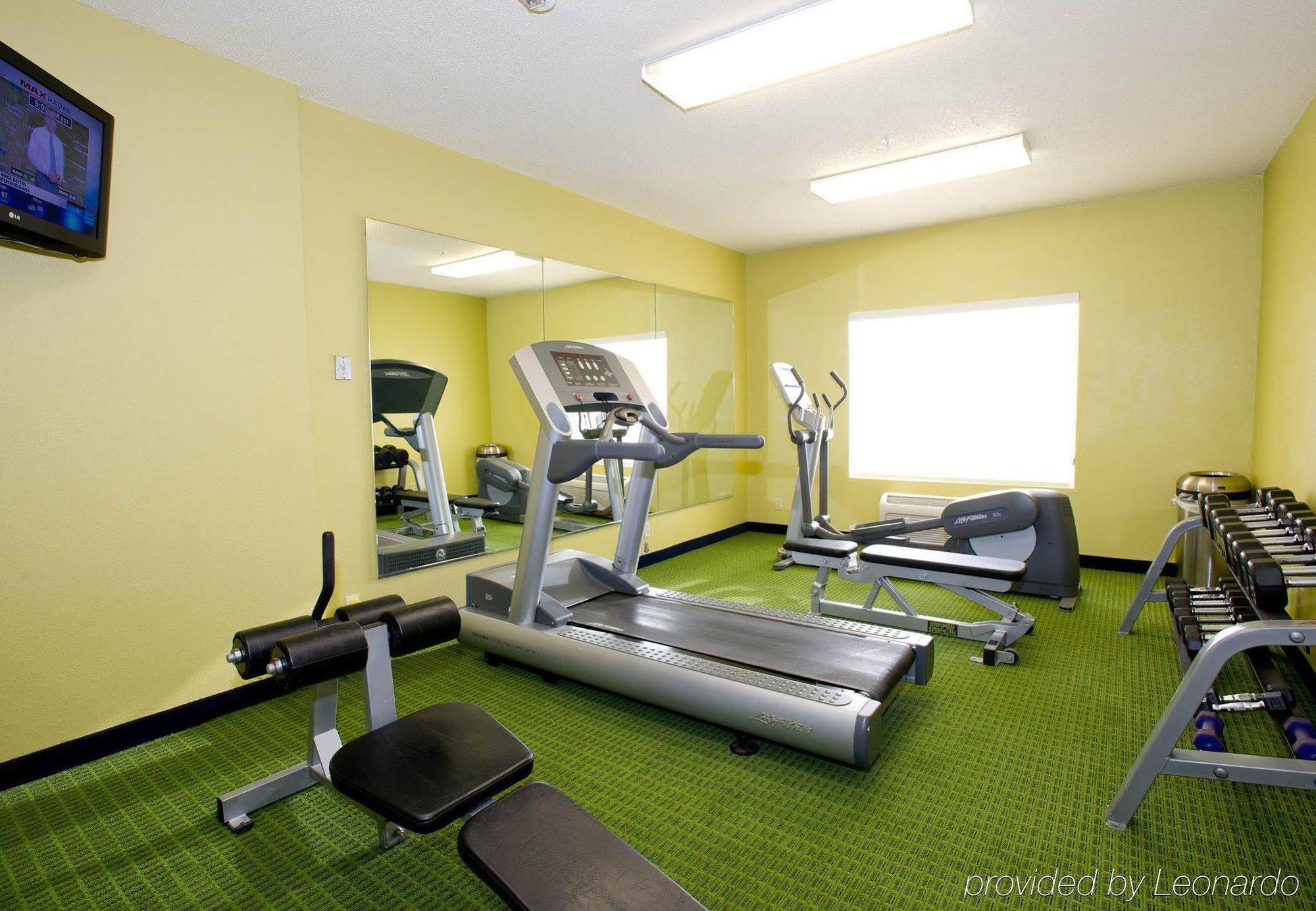 Fairfield Near Six Flags 3* Arlington