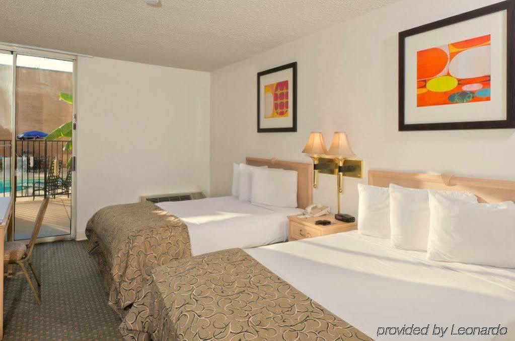 Doubletree By Hilton Dfw South Hotel