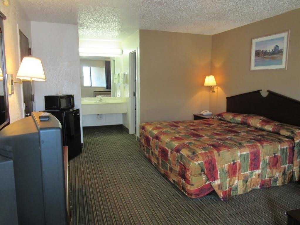 6-arlington, Tx - Uta Hotel Arlington