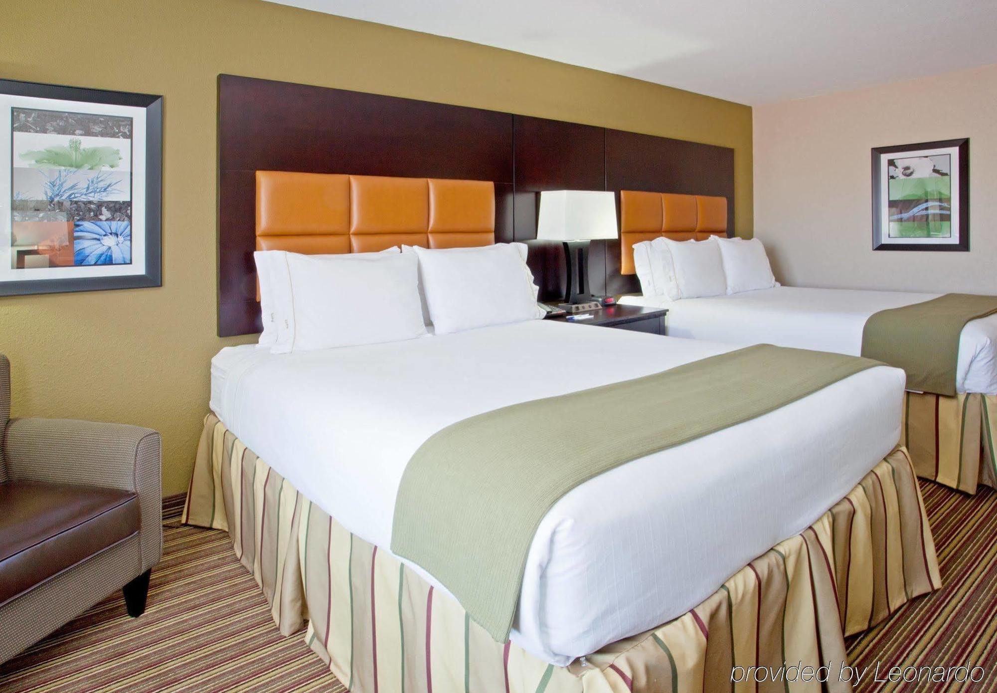 Express Interstate 20 Parks Mall By Ihg 2* Arlington
