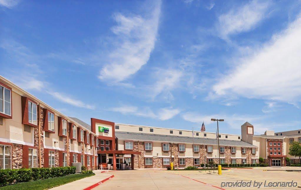 Four Points By Sheraton Dallas Entertainment District Hotel 3*