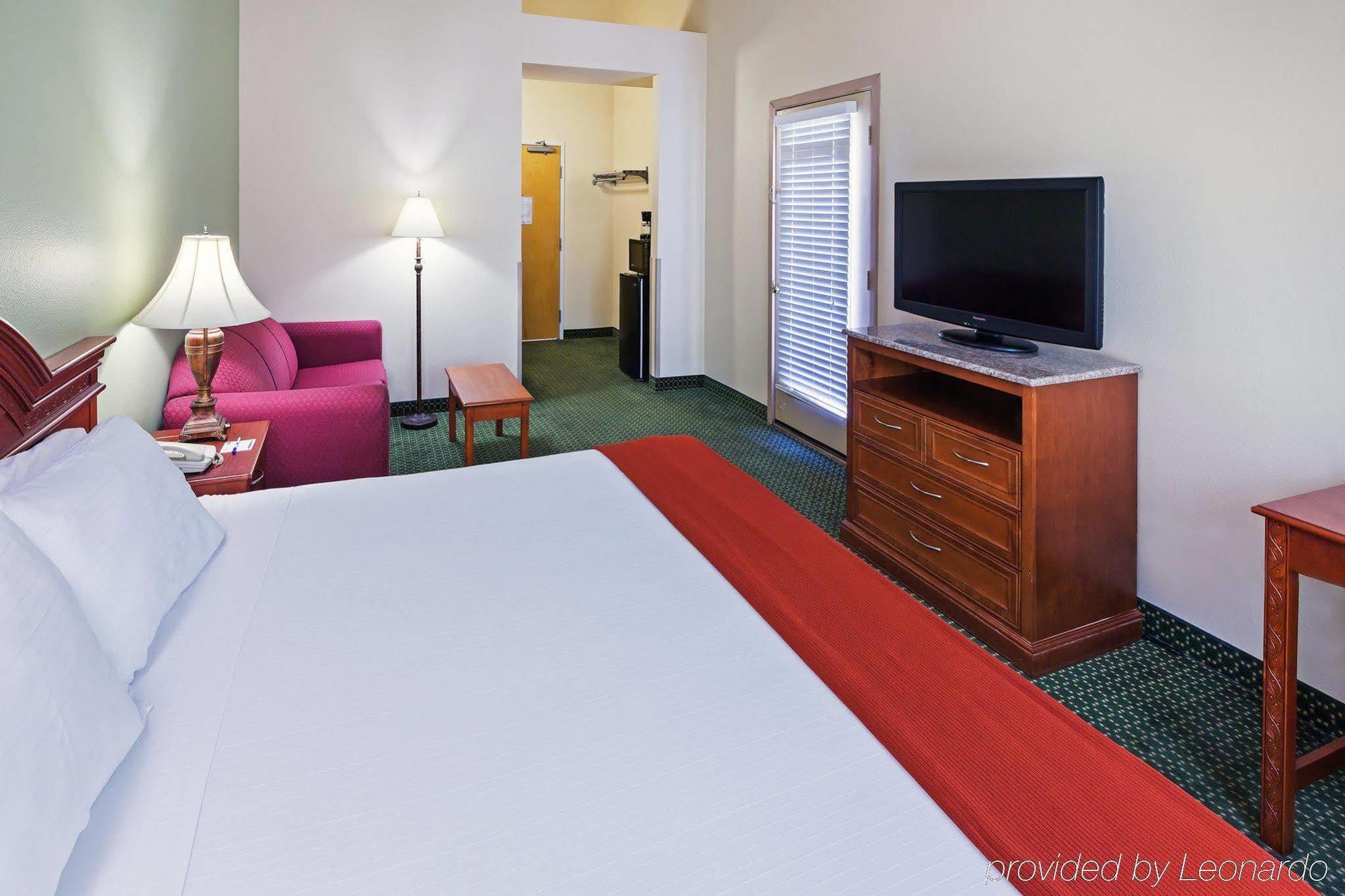 Four Points By Sheraton Dallas Entertainment District Hotel Arlington