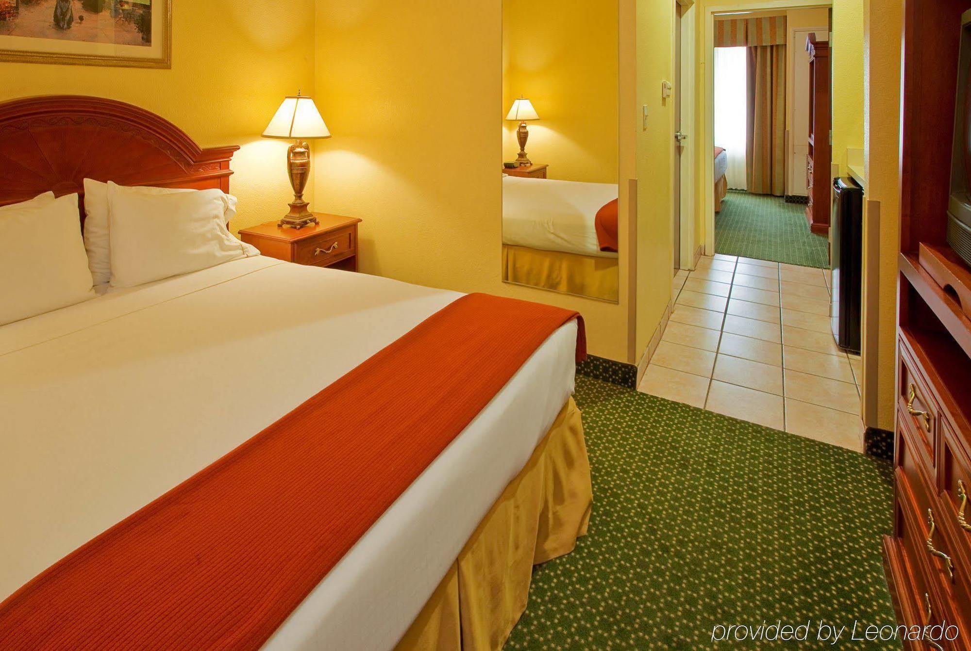 Hotel Four Points By Sheraton Dallas Entertainment District Arlington