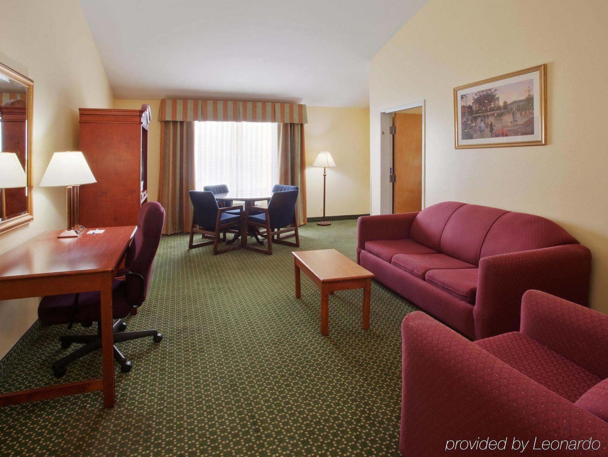 Four Points By Sheraton Dallas Entertainment District