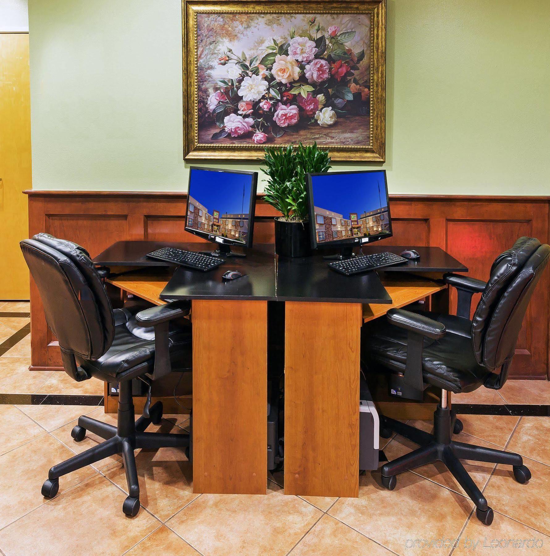Four Points By Sheraton Dallas Entertainment District Hotel