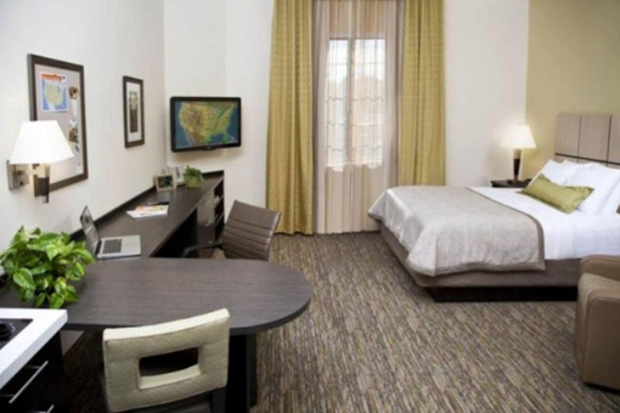 Sonesta Simply Hotel 3*