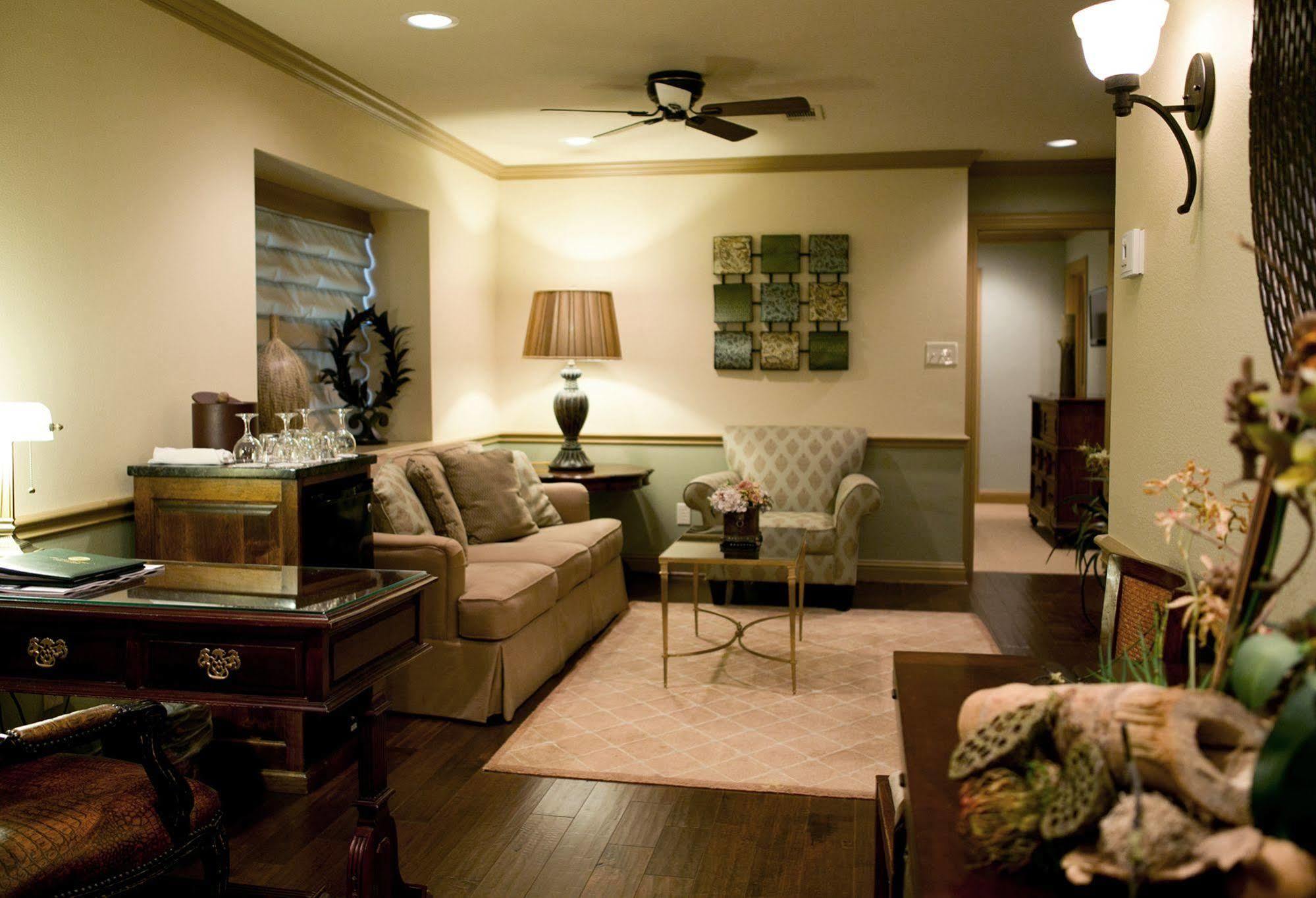 The Sanford House & Inn