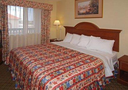 Motel Econo And 2*