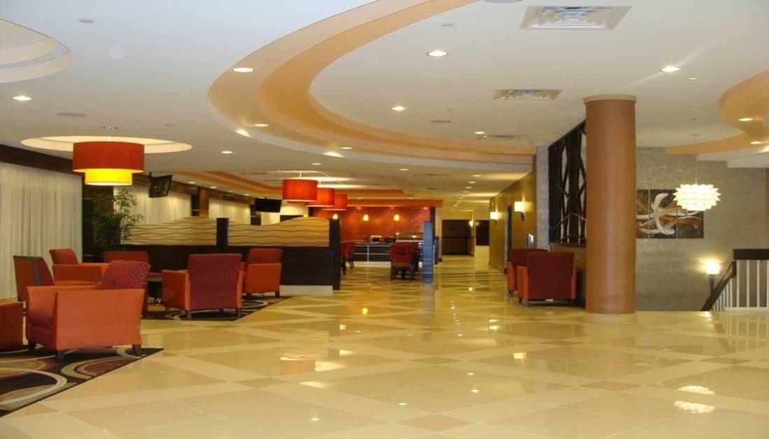 Lux & Spa, Trademark Collection By Wyndham Hotel 3*