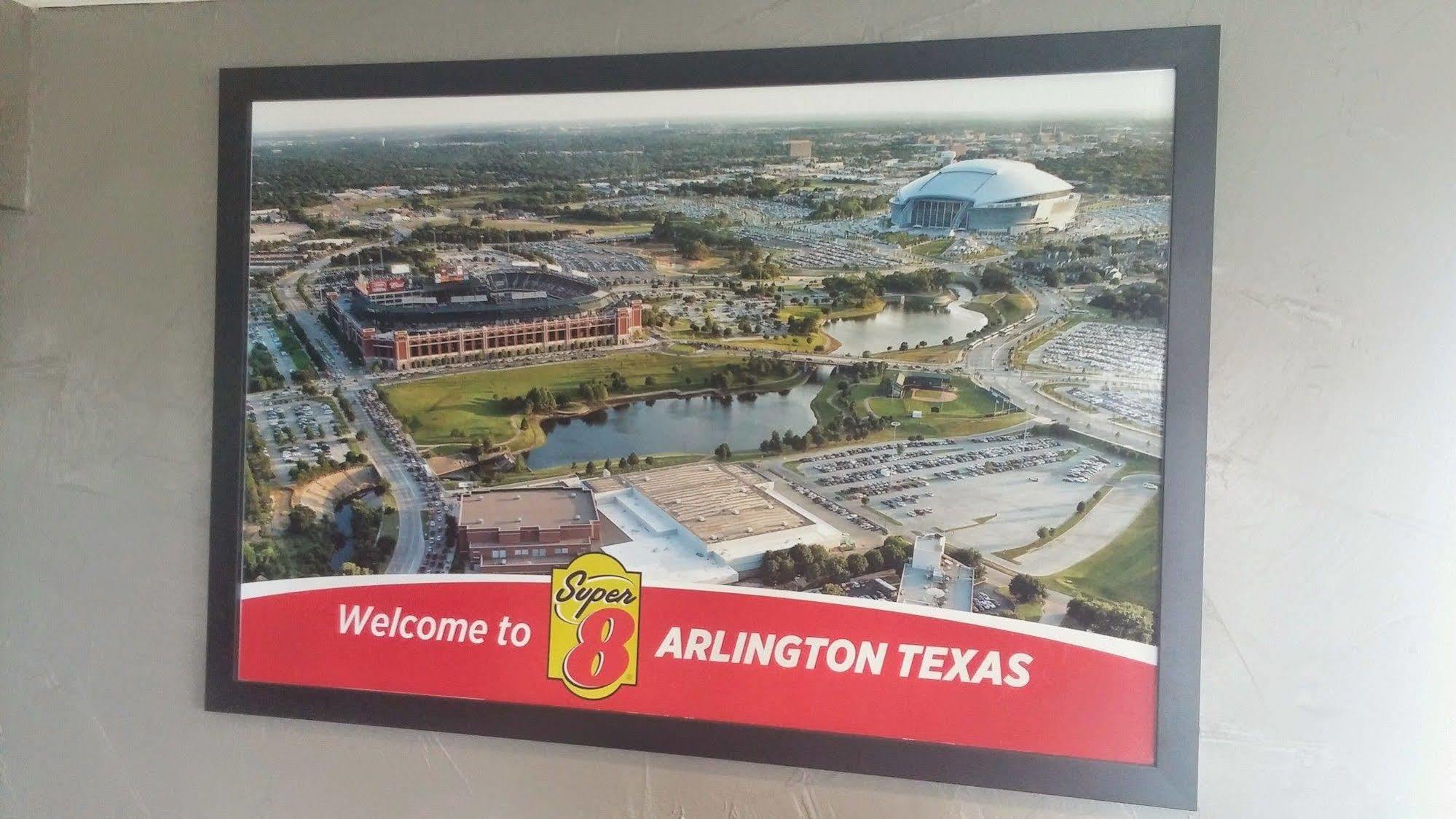 Super 8 By Wyndham Near At&t Stadium Hotel Arlington