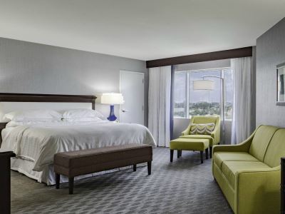 Sheraton Hotel 4*