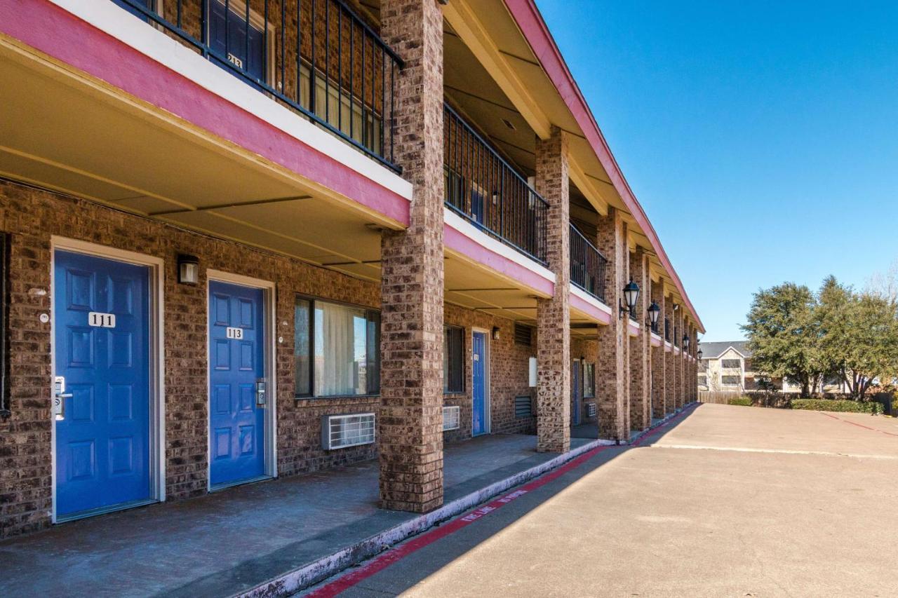 6-arlington, Tx - Uta Hotel Arlington