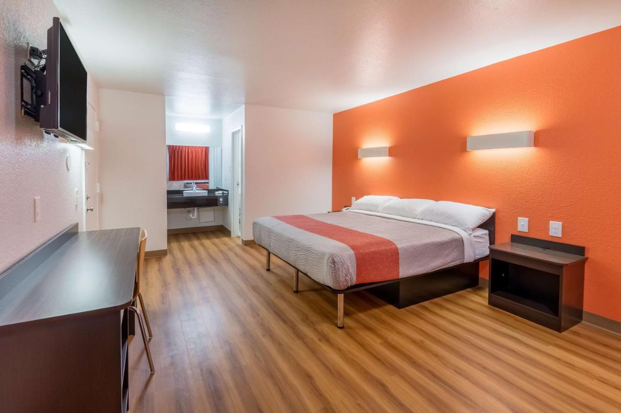 6-arlington, Tx - Uta