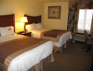 Hotel Baymont By Wyndham At Six Flags Dr 2*
