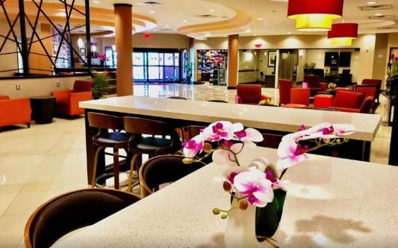 Lux & Spa, Trademark Collection By Wyndham Hotel Arlington
