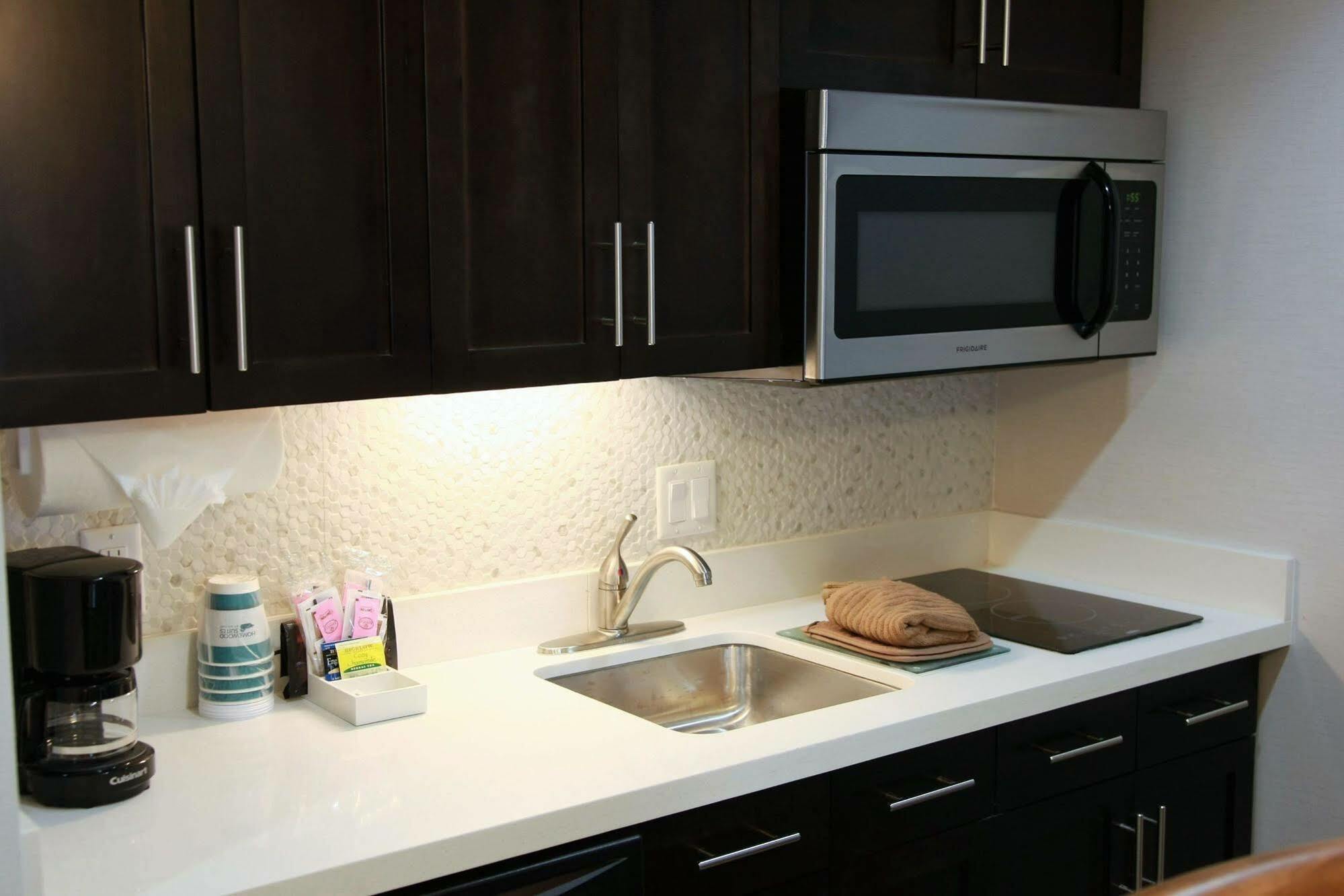 Homewood By Hilton Dallas South Hotel