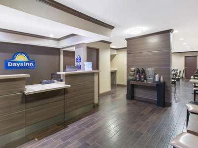 Days & By Wyndham Near Six Flags