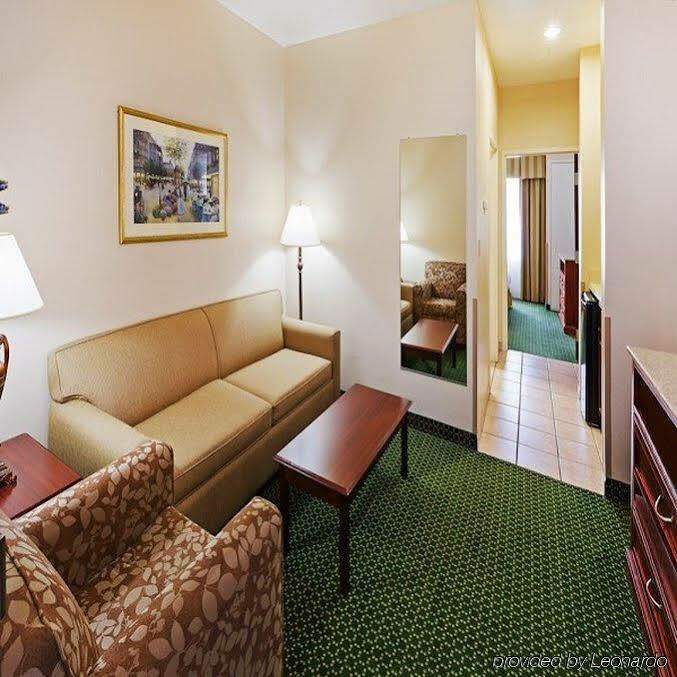 Four Points By Sheraton Dallas Entertainment District Hotel 3*