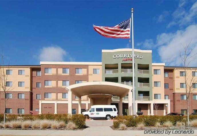 Courtyard By Marriott Dallas South Arlington